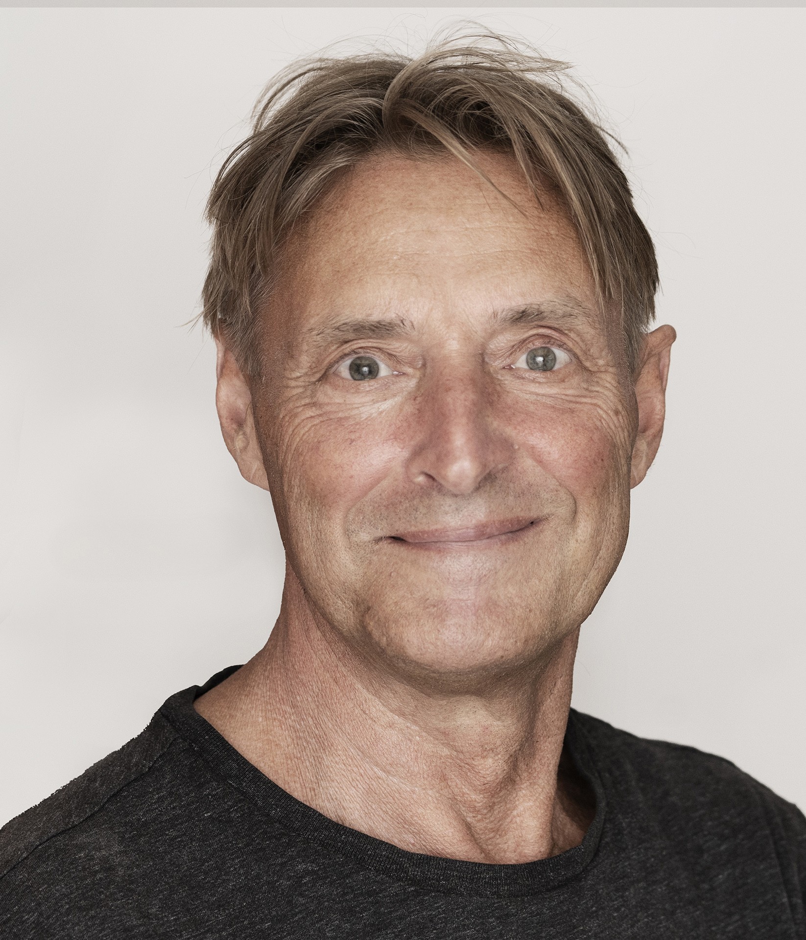 thumbnail_Jens Juul_portræt_small
